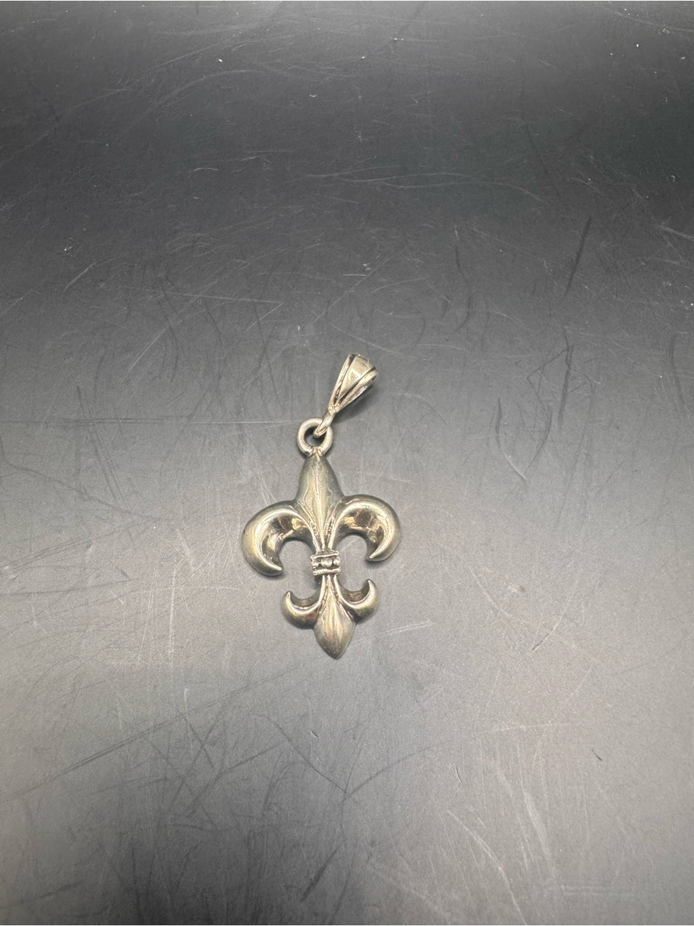 Fleur-de-Lis Pendant in Sterling Silver